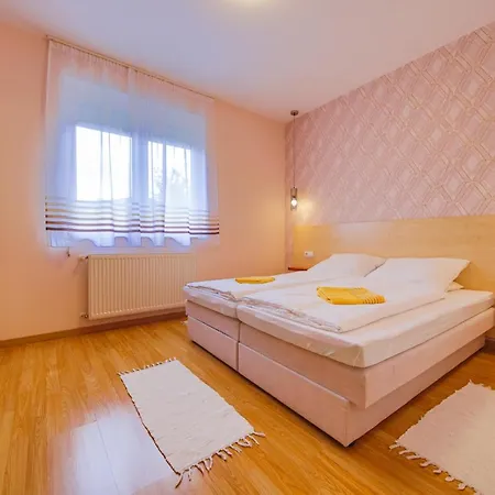 Apartment Kalvin Utcai Hajduszoboszlo